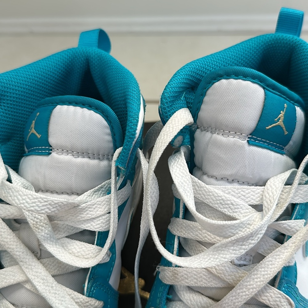 Jordan 1 Mid Preschool size 3 Y in Aquatone - Picture 8 of 11